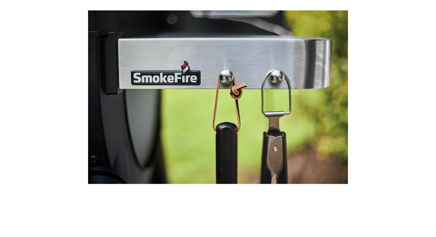 Weber-SmokeFire-EX4-GBS-Wood-Fired-Pellet-Barbecue-showmodel-17.jpg